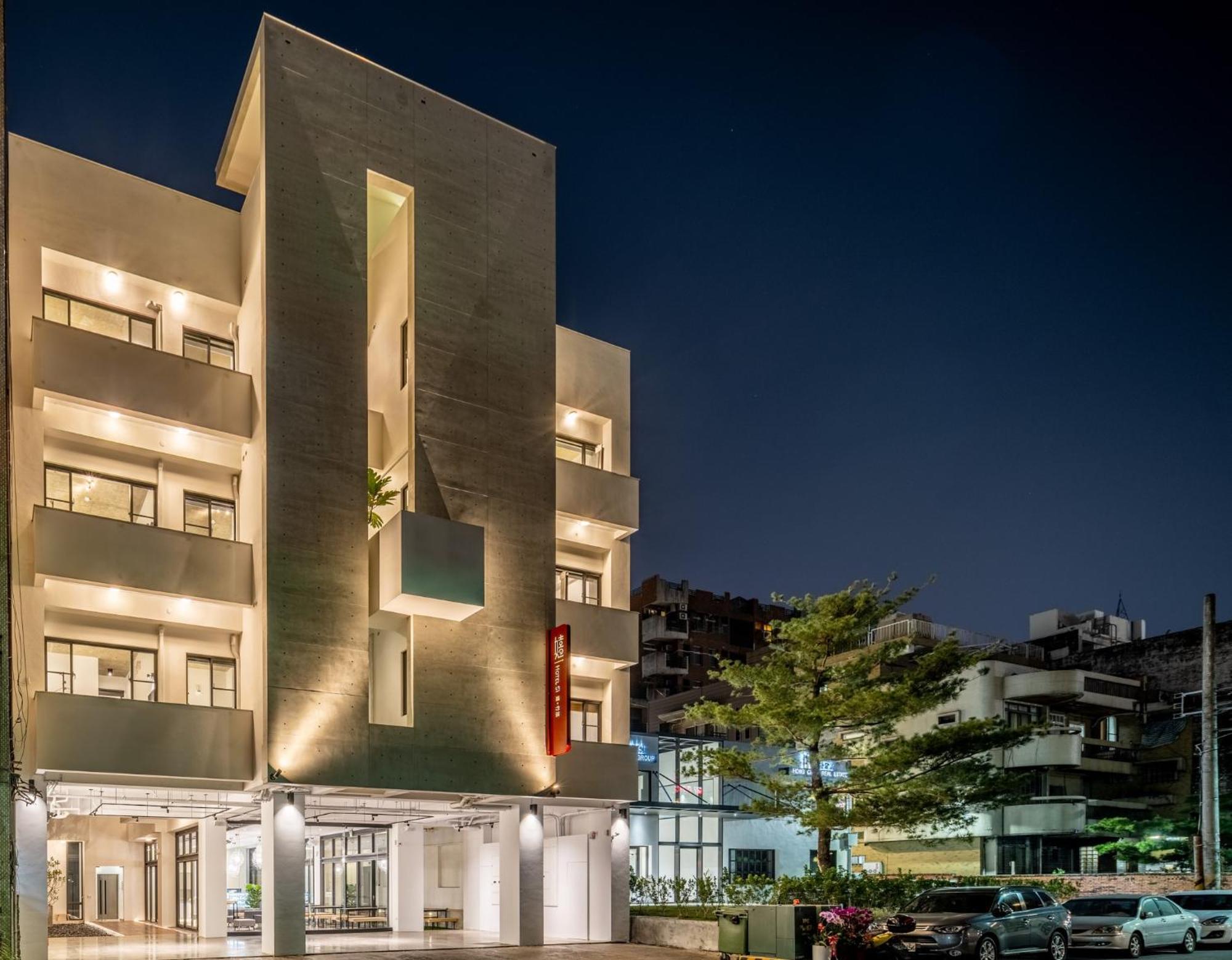 Si Hotel Taichung Esterno foto